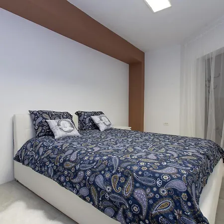 Holiday home Stunning In With Wifi *
