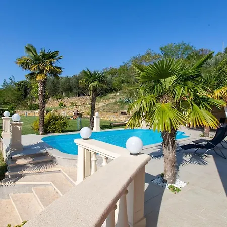 Holiday home Stunning In With Wifi *